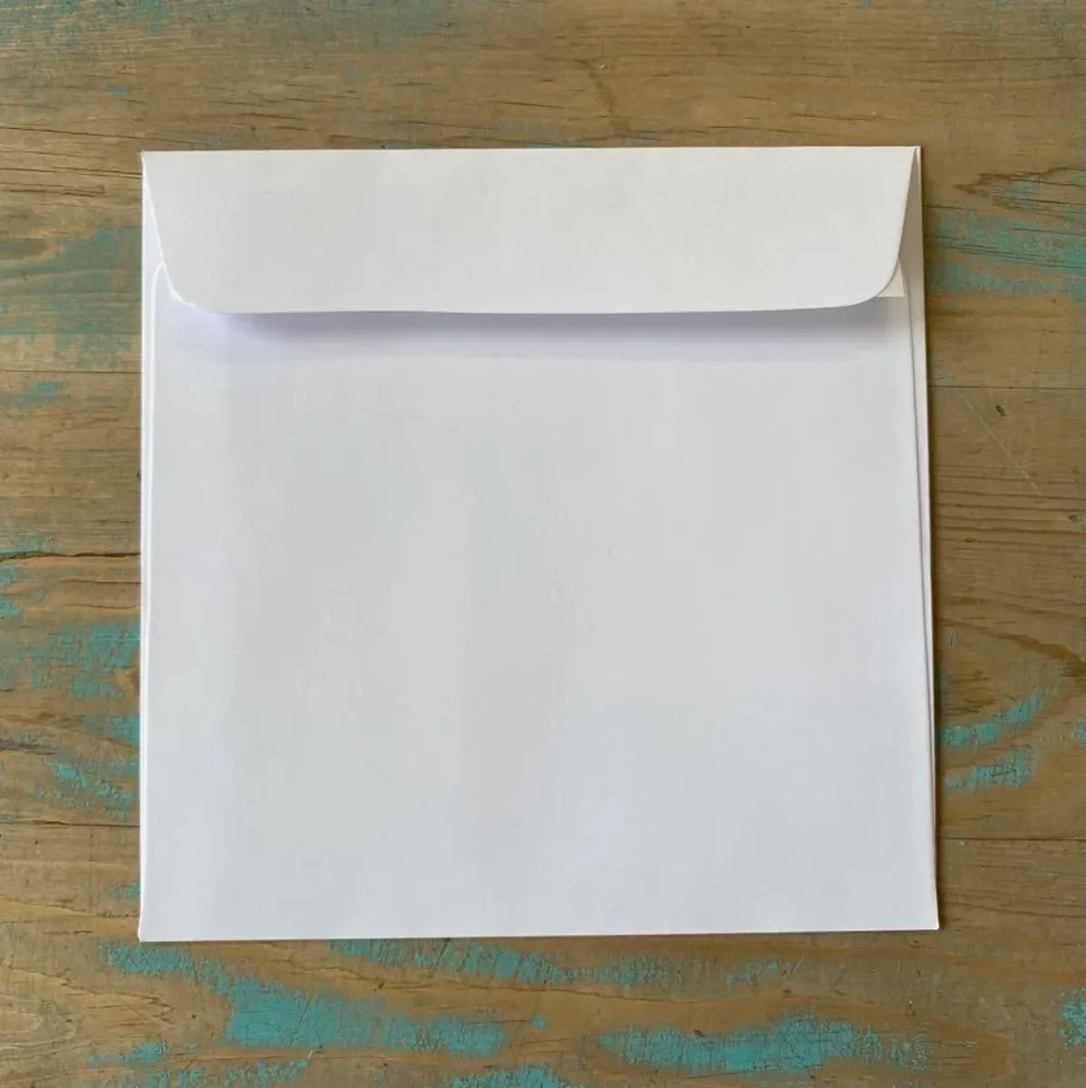 Konvolutt hvit 19x19 cm